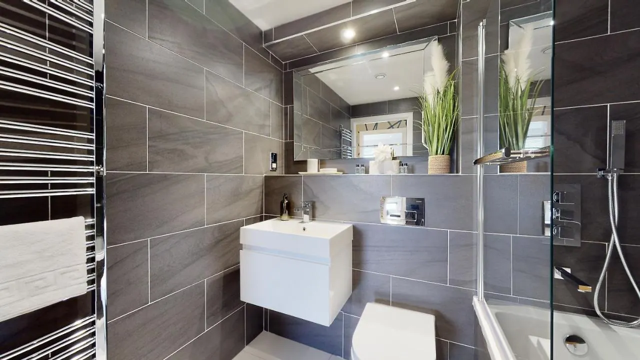 Marina Luxury Apartment - Cardiff Bay - Free Parking & Wi-Fi